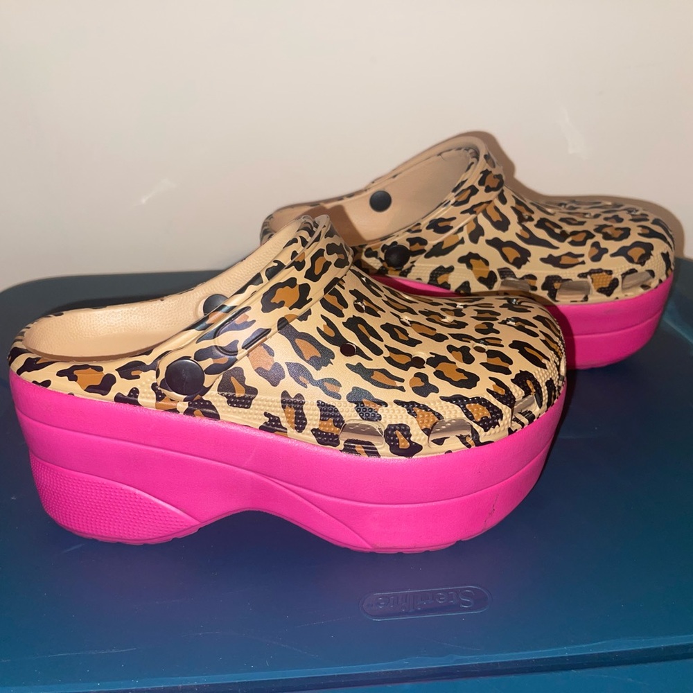 Leopard Print Platform Clogs with Hot Pink Sole